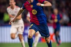 开云体育平台APP-塞内加尔碾压美国，莱万完成帽子戏法