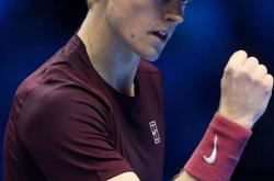 开云体育登录-年终总决赛翻盘拉沃尔杯，辛纳状态火热