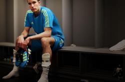 开云体育中国-绿茵场上的塔图姆时刻，当篮球巨星降临德甲争冠之夜