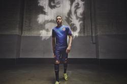 开云体育app-当奇迹照进现实，体育不眠夜里，巨星的答案永远相同