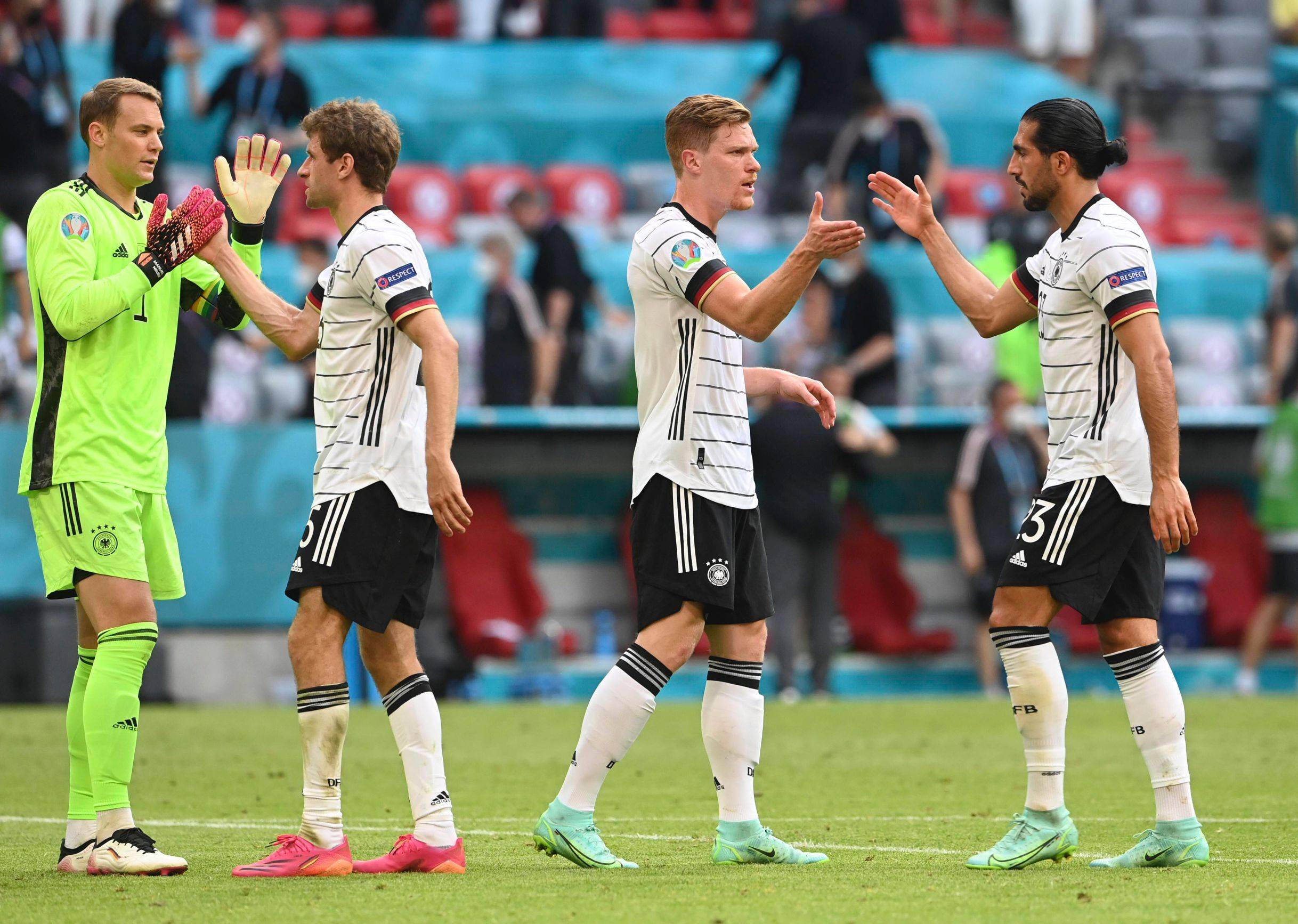 英格兰羽毛球队血洗法国羽毛球队,马琳三分雨点燃全场 英格兰羽毛球队血洗法国羽毛球队,马琳三分雨点燃全场