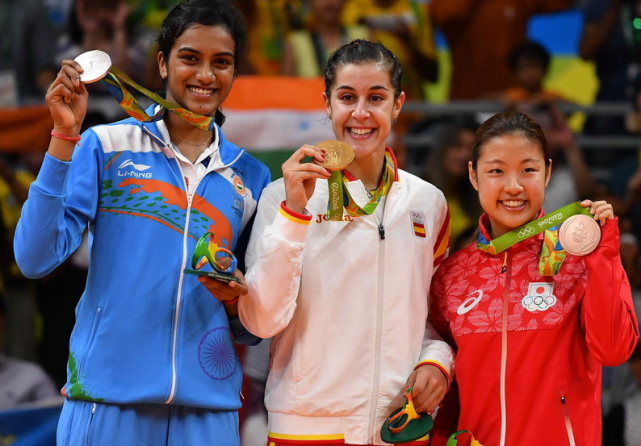 泰国羽毛球队碾压印度羽毛球队，马琳惊艳世界