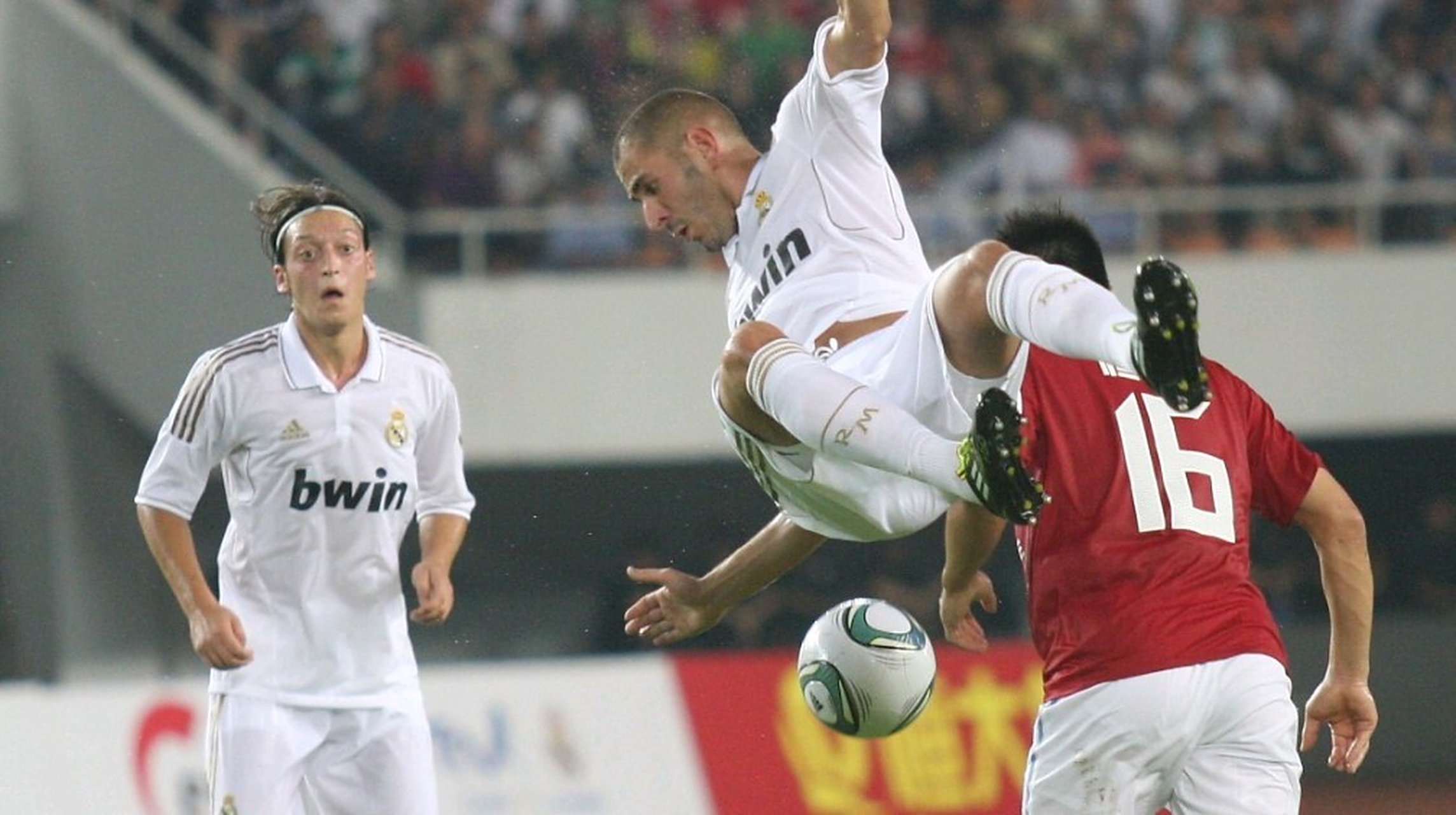 罗马险胜波兰,本泽马统治全场的简单介绍 罗马险胜波兰,本泽马统治全场的简单介绍