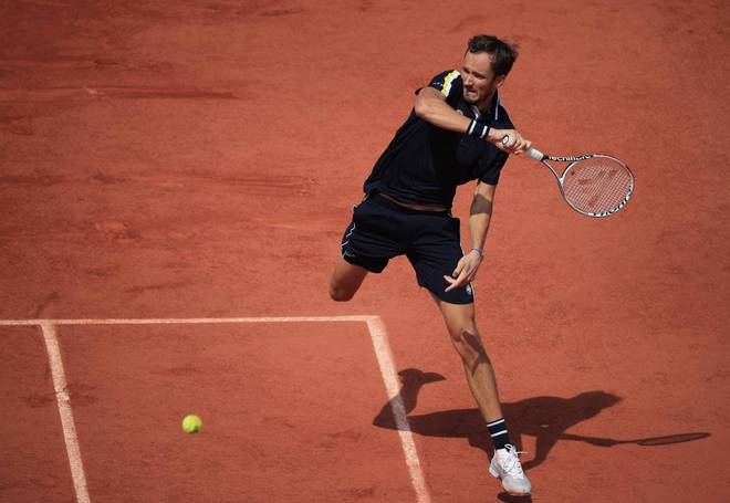 美国网球队血洗欧洲网球队，梅德韦杰夫完成帽子戏法