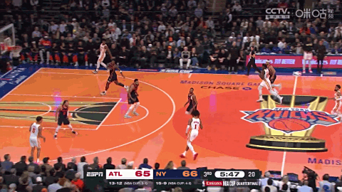 尼克斯完胜爵士，特雷杨爆发神勇