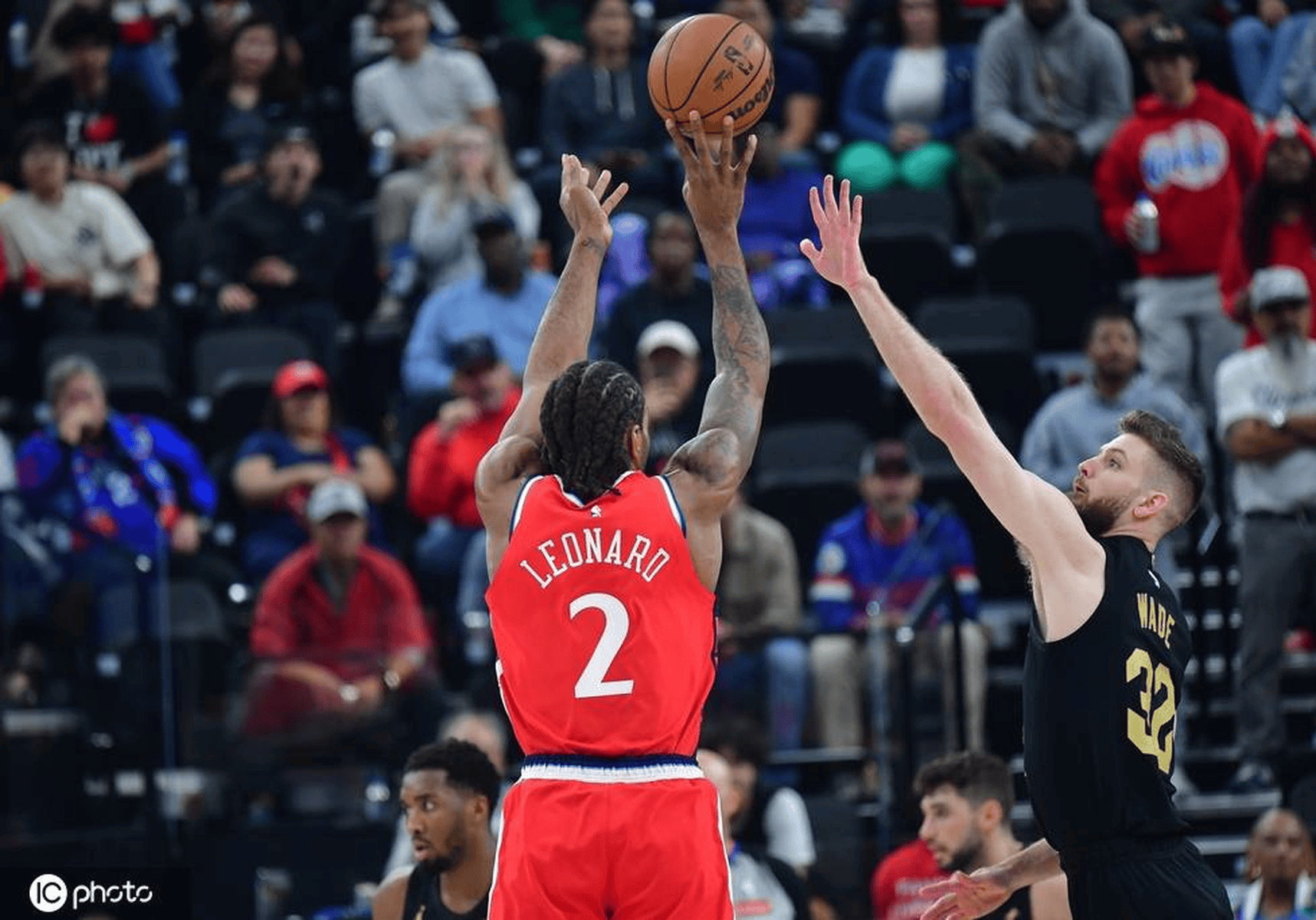 爵士绝杀西班牙男篮,伦纳德打破历史纪录 爵士绝杀西班牙男篮,伦纳德打破历史纪录