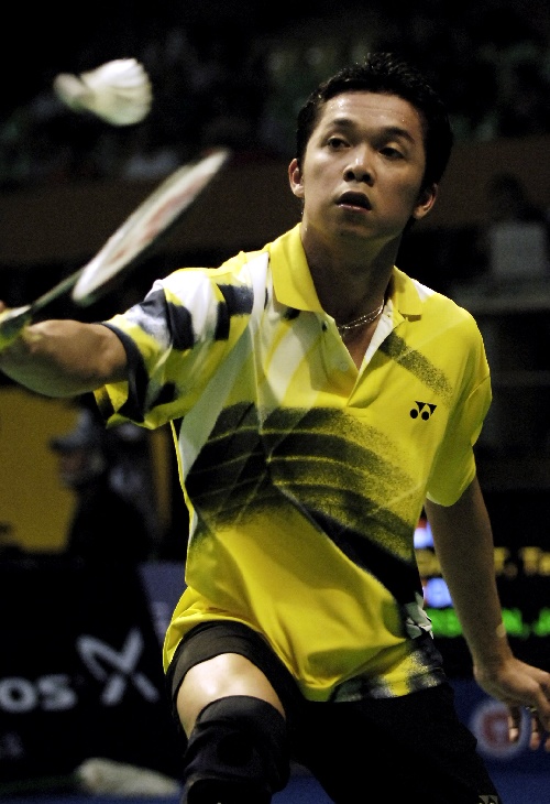 中国羽毛球队力克法国羽毛球队，陶菲克送出助攻