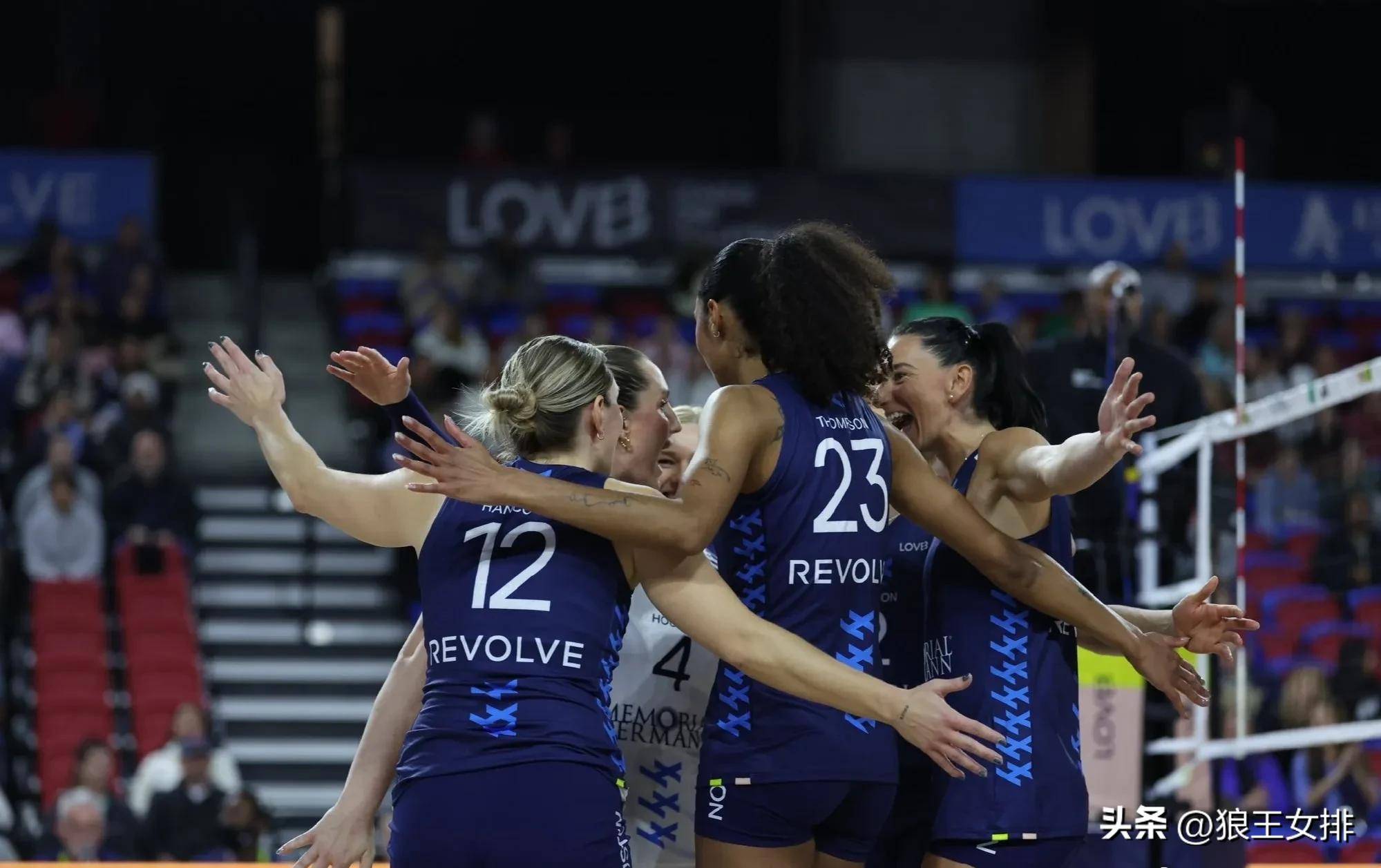 球星爆发！排球赛场再现神级操作