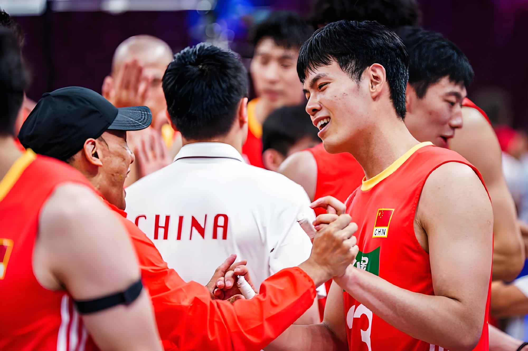 关于中国队轻取德国队，马龙统治全场的信息