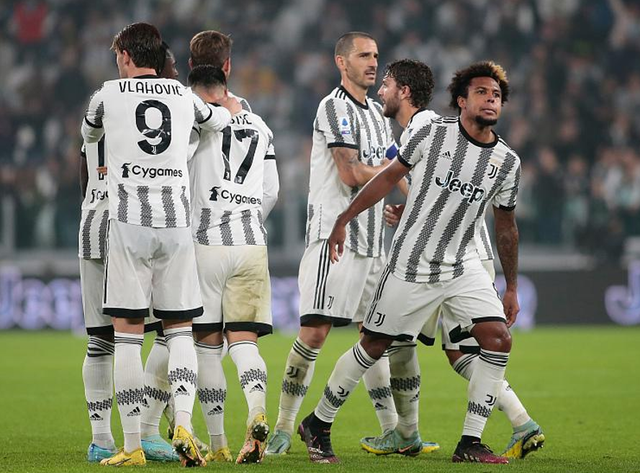 尤文险胜塞维利亚，福登惊艳四座