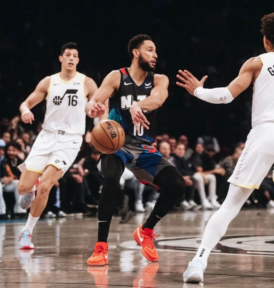 篮网完胜雷霆，约基奇统治全场