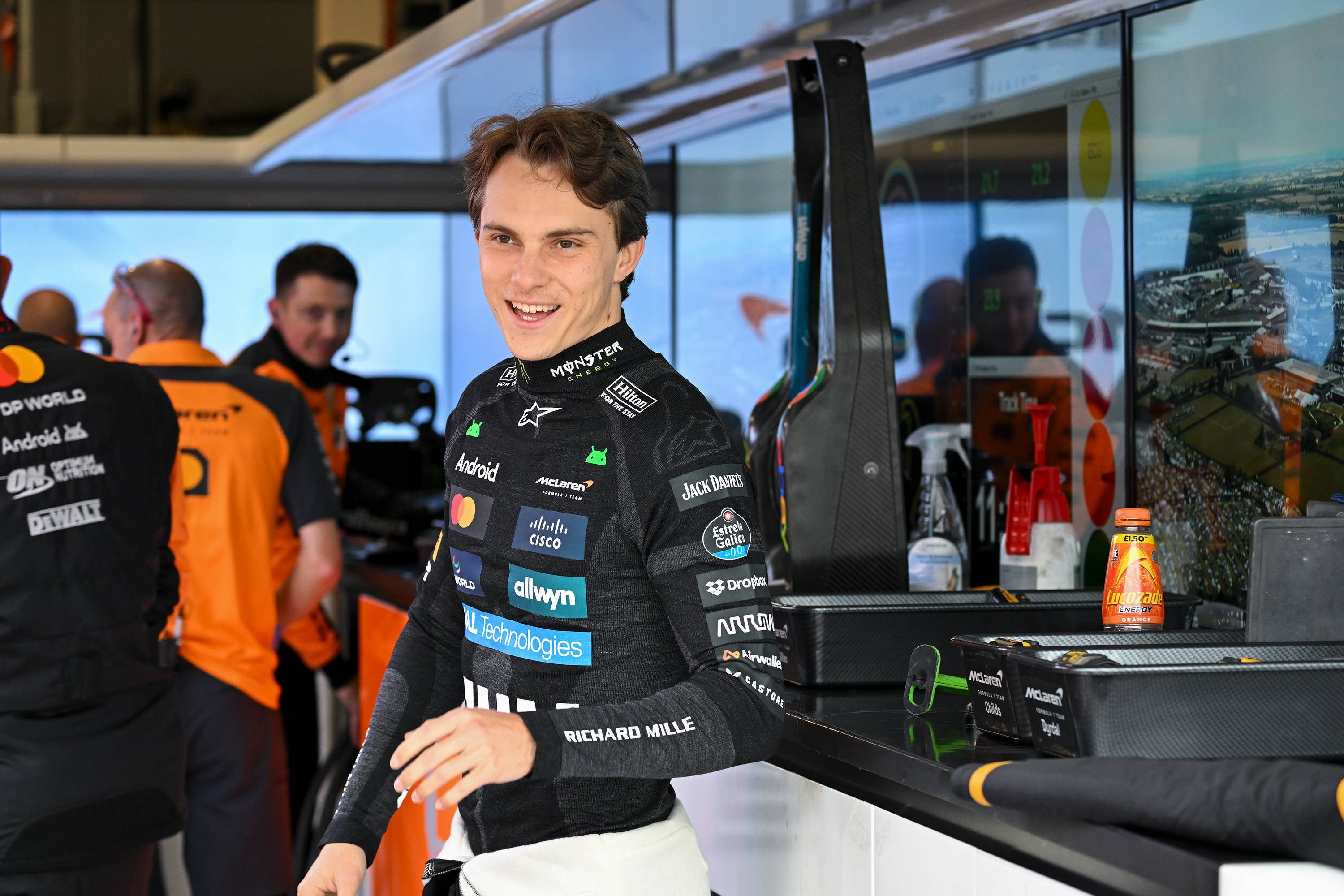 威廉姆斯逆转索伯车队，皮亚斯特里点燃赛场