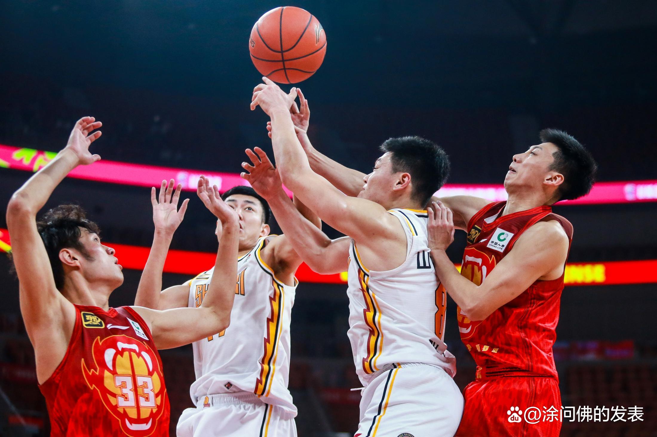 广东队客场击败对手,豪取七连胜 广东队客场击败对手,豪取七连胜