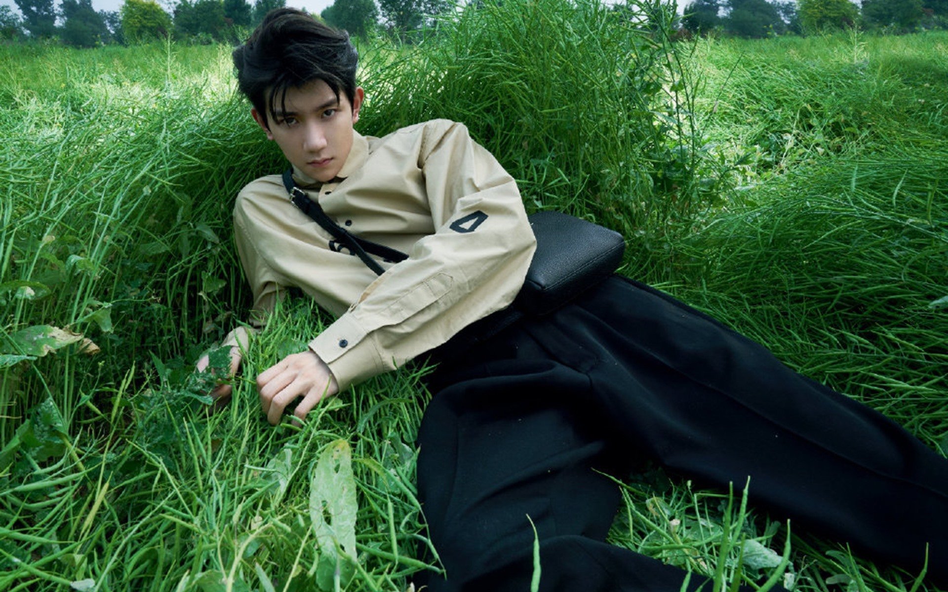 另一条赛道，当阿布扎比灯光熄灭时，富安健洋的救赎刚刚开始