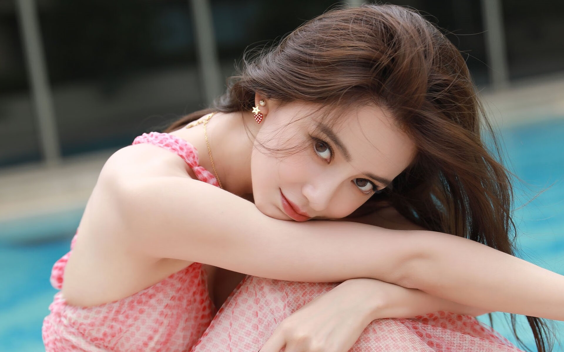 绿茵上的波兰闪电，爱尔兰生死战取胜墨西哥，莱万成为关键先生