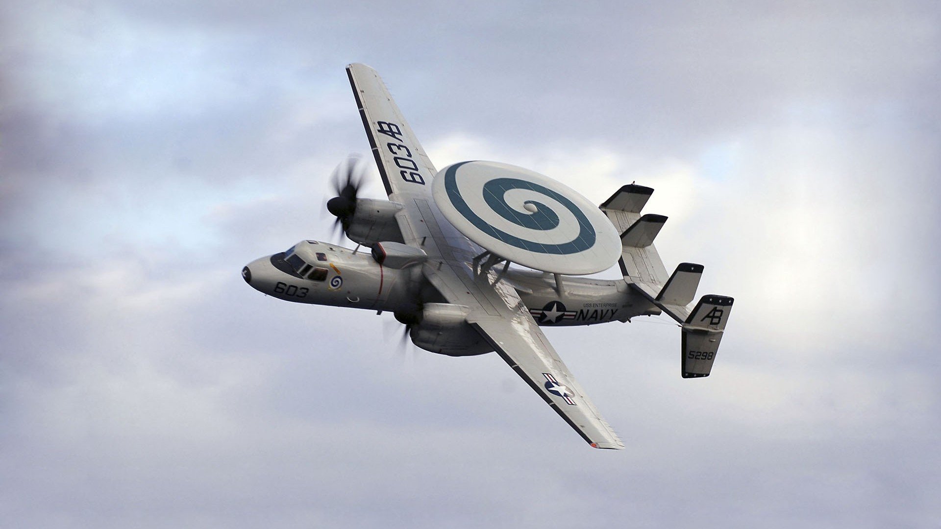 欧冠峡谷的奇袭,当独行侠在篮球场上狂胜新疆